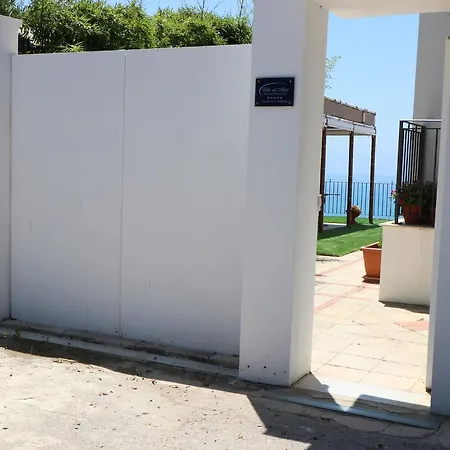 B&B Vista sul Mare-3